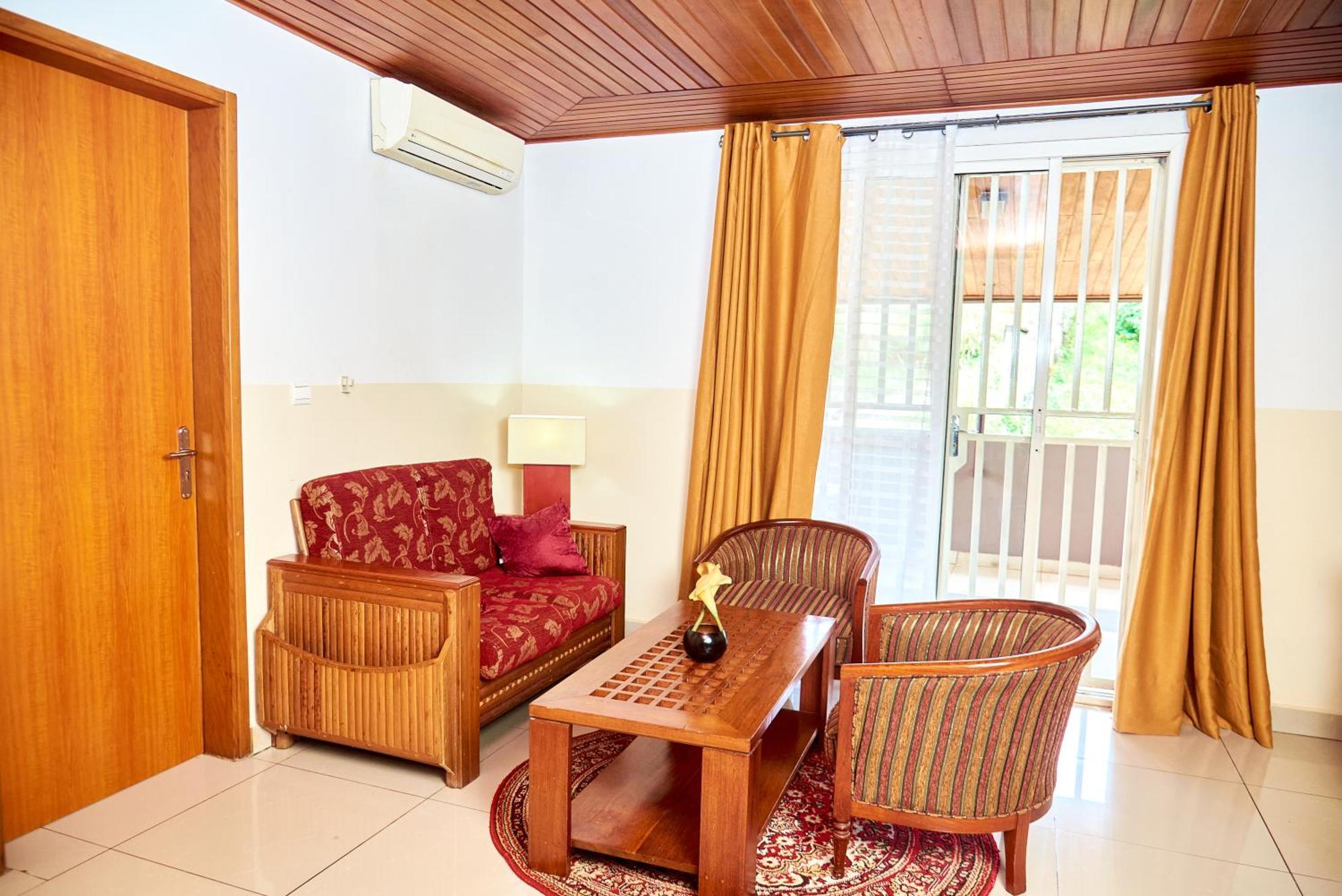 Congress Hotel Yaoundé Dış mekan fotoğraf